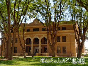 Parmer-County-Courthouse-TX